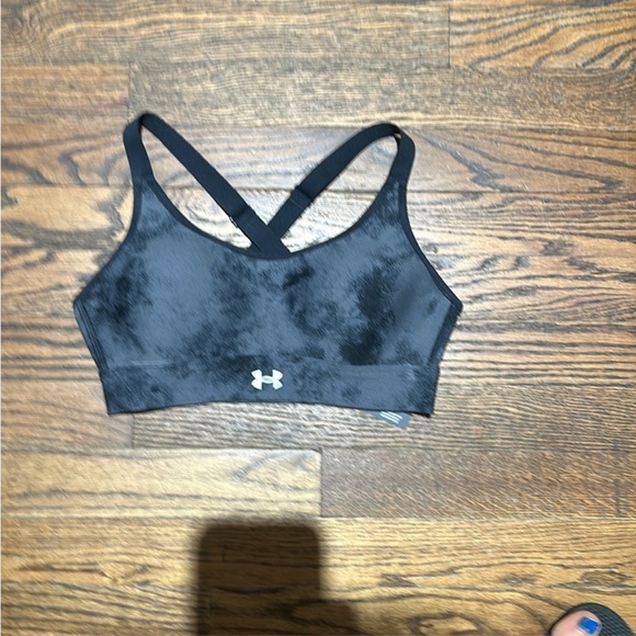 Under Armour Black Sports Bra - Picture 2 of 4
